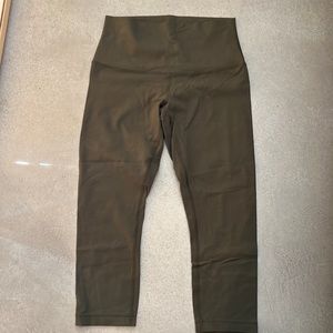 Lululemon olive capri leggings